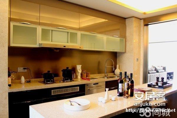 新月明珠方正三房 正望园景 地铁上盖 环境绝佳优美 急售 新月明珠方正三房 正望园景 地铁上盖 环境绝佳优美 急售